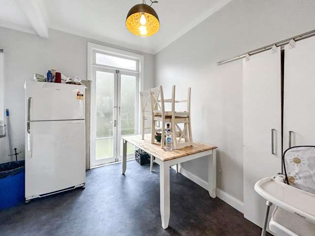 53 Roberts Avenue 1194_3