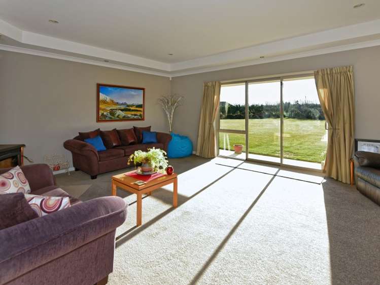 13b Mulholland Drive Darfield_10