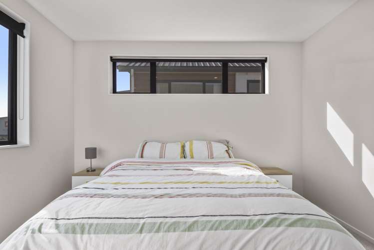 10 Seafarer Crescent Stanmore Bay_16