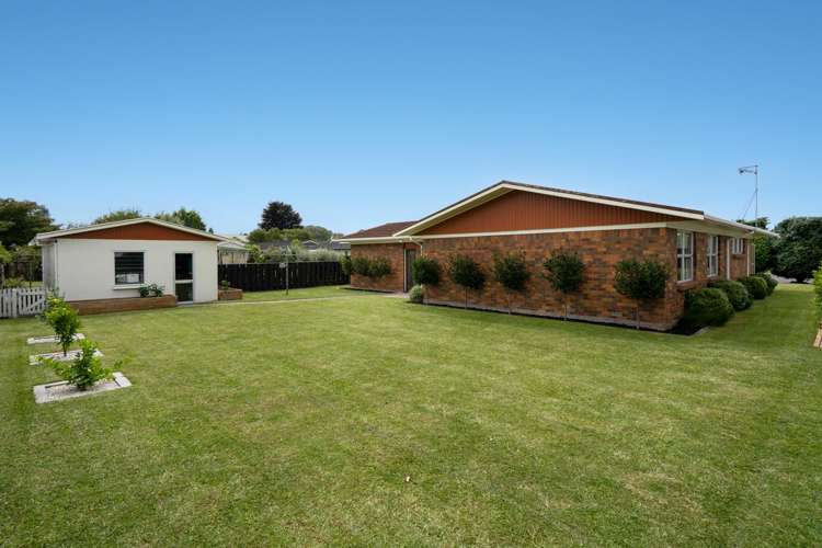 8 Woodstock Crescent Cambridge_19