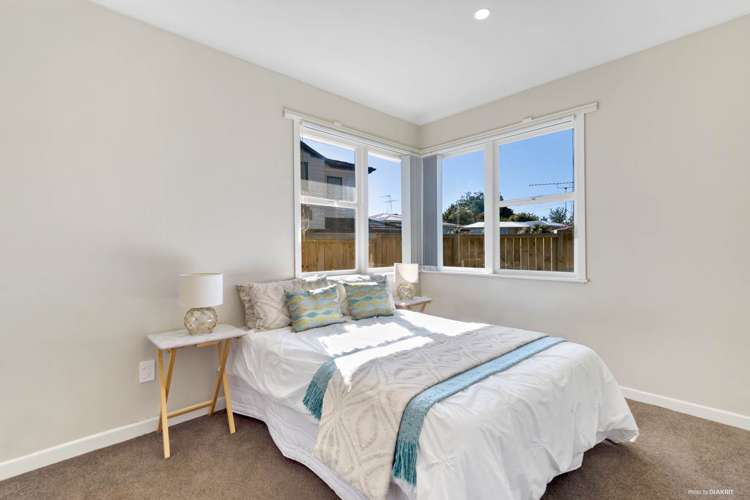 8 Gills Avenue Papakura_9