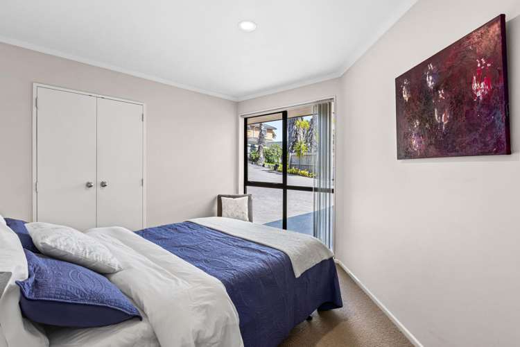 40 Rivervale Grove Stanmore Bay_14