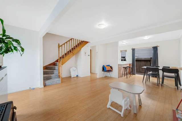 56 Fitzherbert Avenue West Harbour_4