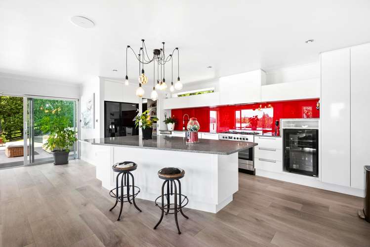 141 Dip Road Te Kamo_20