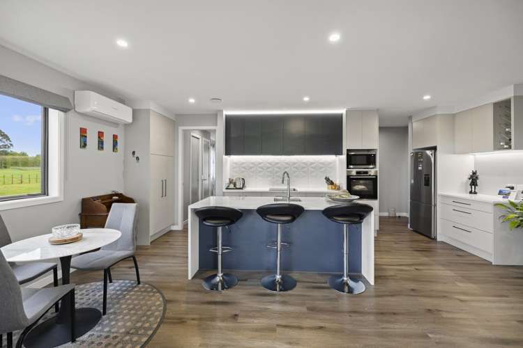 112 Cochrane Road Ngahinapouri_9