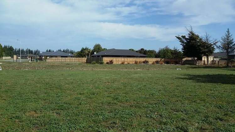 24 Wineberry Avenue Amberley_1