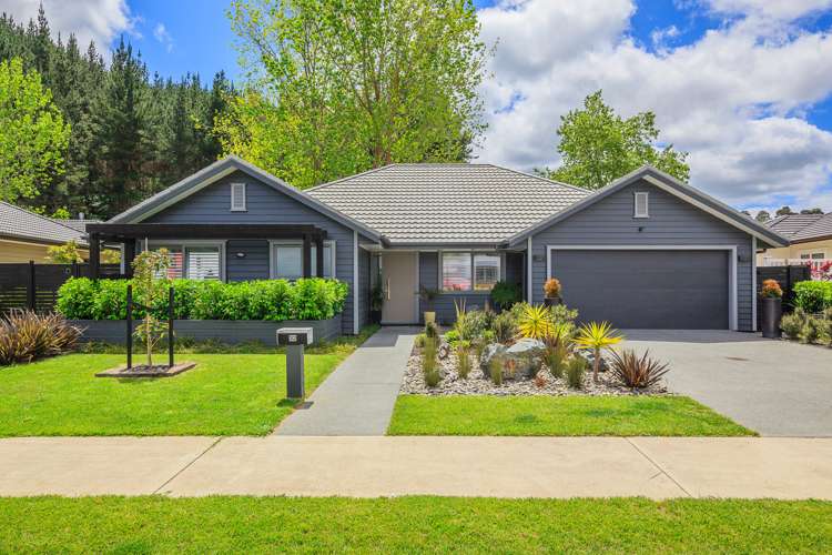 32 Crabb Fields Lane Riverhead_1