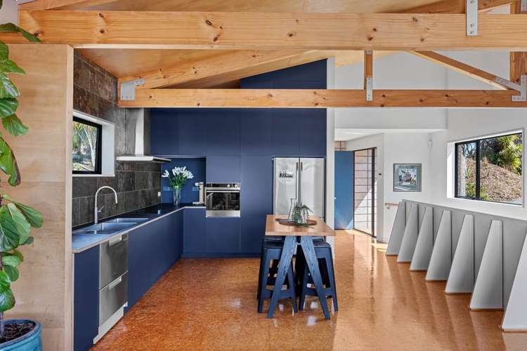 23 Log Race Road Piha_8