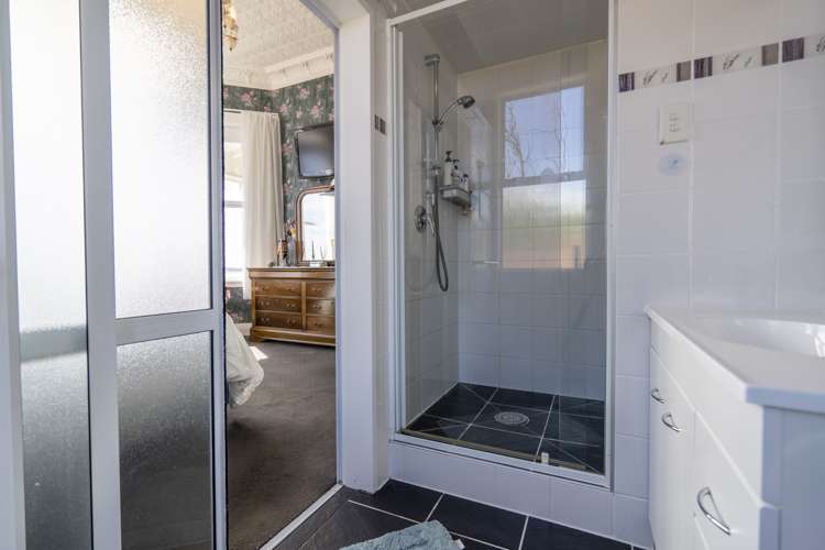 160 Marine Parade Bluff_18