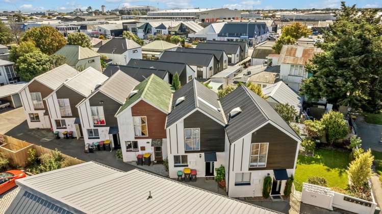 5/69 Thackeray Place Waltham_15