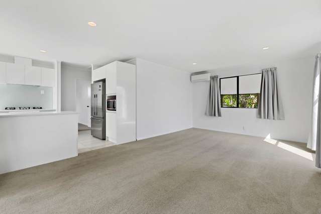 2/14 Geddes Terrace Avondale_2