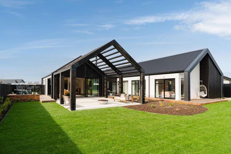 15 Franks Place Outram_38