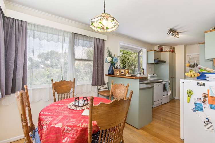 31 Jaemont Avenue Te Atatu South_12