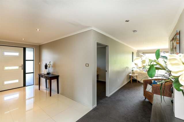 9 Saint Andrews Parkway Waiwhakaiho_1