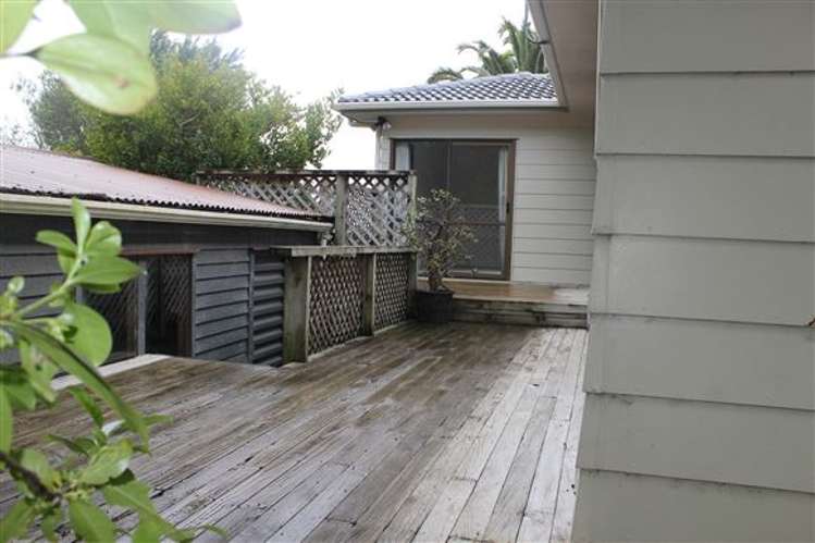 12 Glucina Place Glen Eden_15