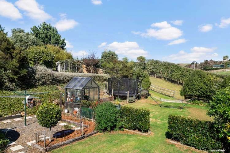 208 Craig Road Pollok_16