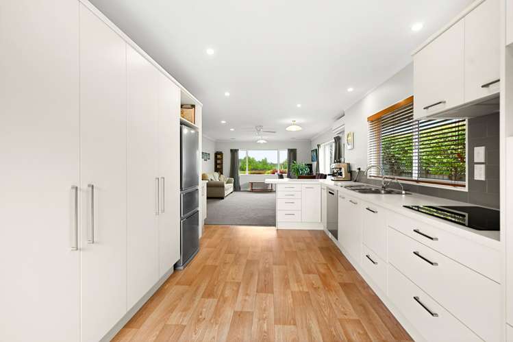 56 Ayrshire Drive Grandview Heights_5