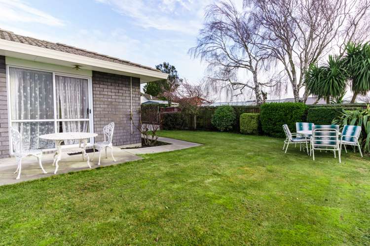 2/62 Moffett Street Islington_12