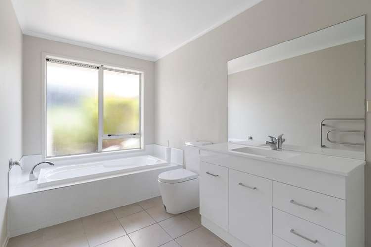 1 Monticello Key Papamoa_20