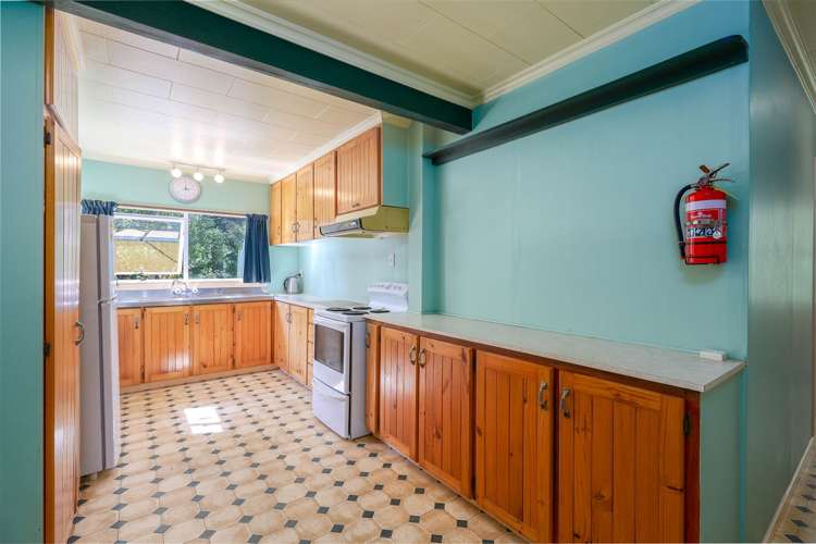 50 Lud Valley Road Hira_6