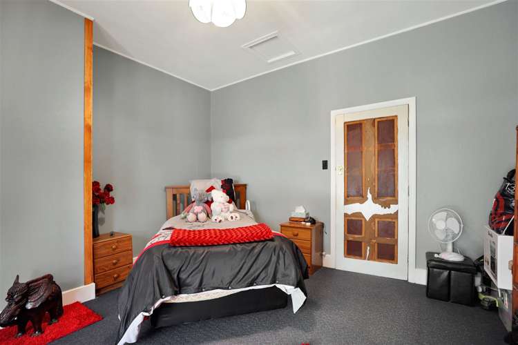 17 Wilkinsons Road Chertsey_8