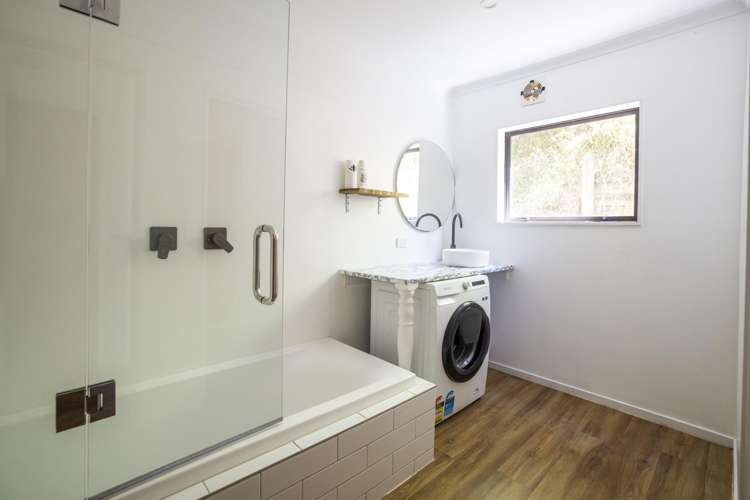 1/12 Waterdale Way The Brook_11