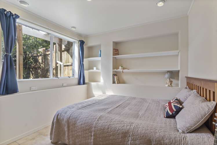 6 Corokia Place Totara Heights_11