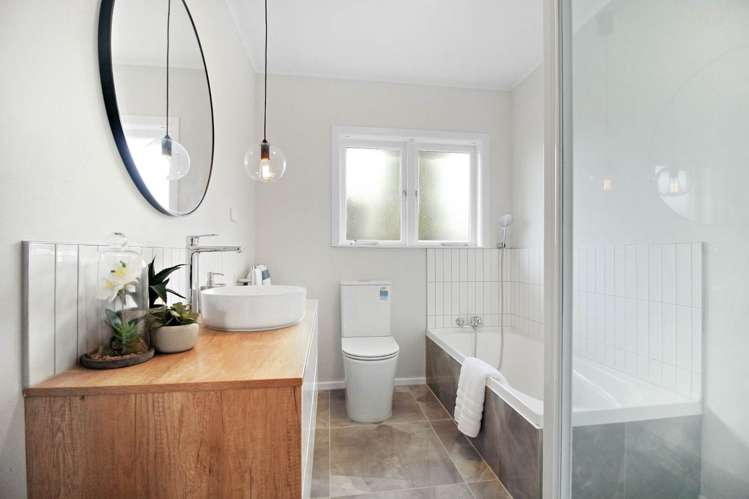 4 Murray Road Te Atatu Peninsula_6