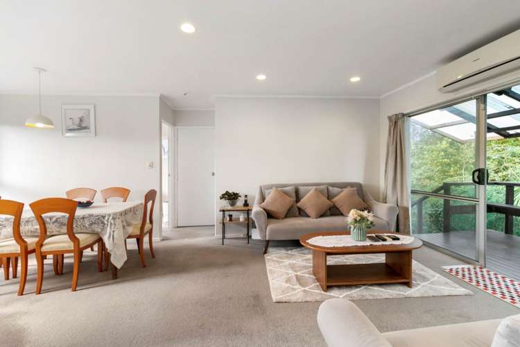 2/61a Boyce Avenue Mount Roskill_4