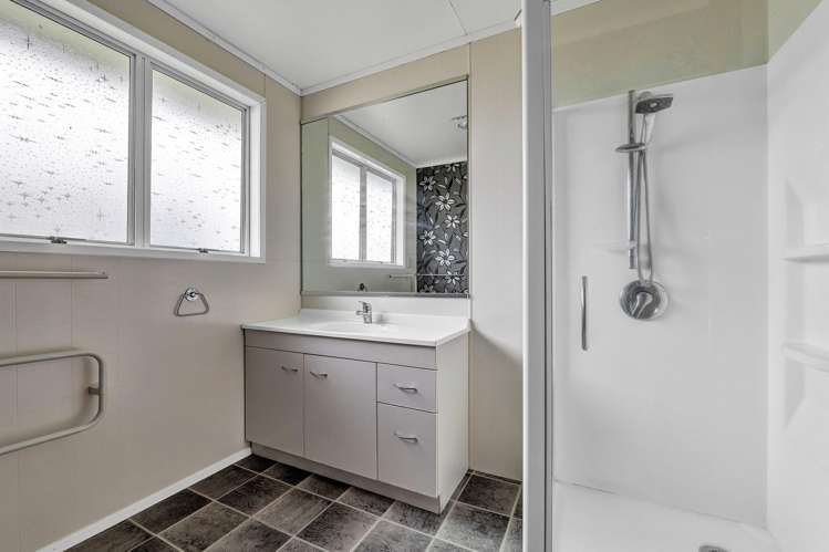 144 Victoria Road Stratford_11
