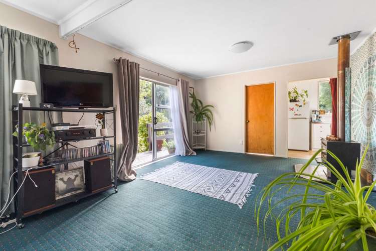 2/117J Seaview Road Westown_1