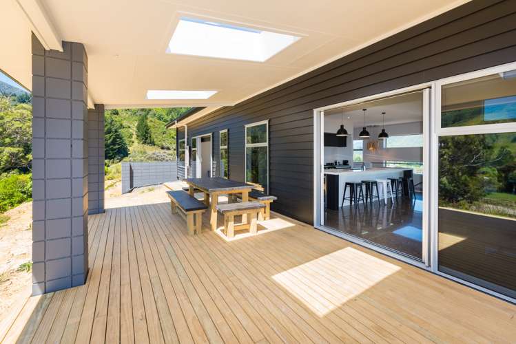 10 Bell Bird Rise Picton_8