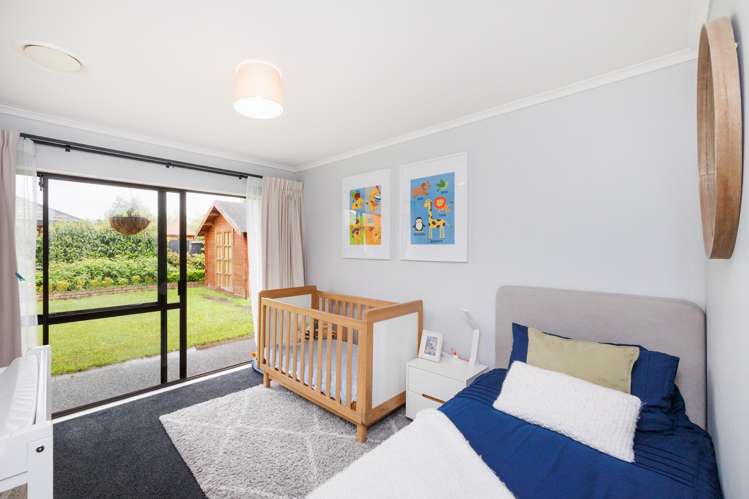 77 Pacific Drive Fitzherbert_15