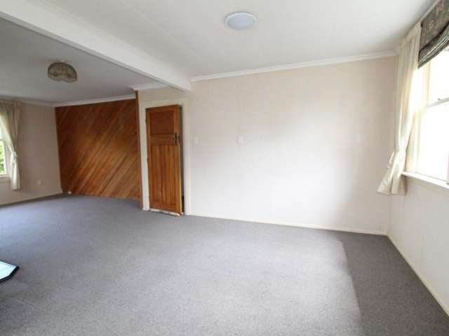 6 Church Street Eketahuna_1