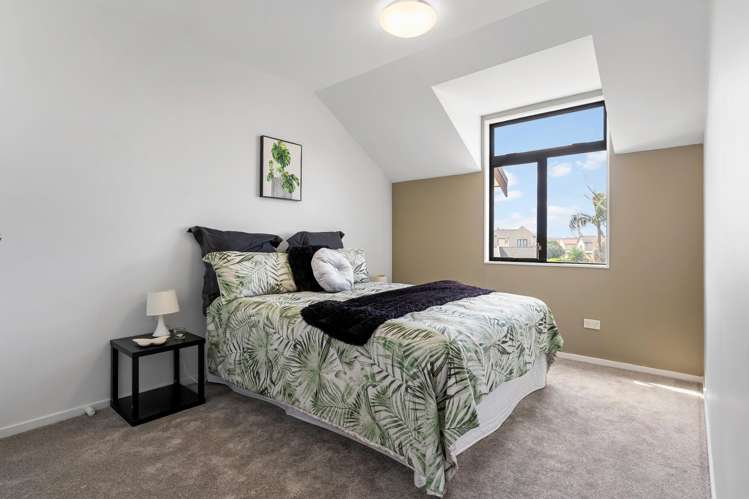 3/8 Tuscany Way Te Atatu Peninsula_14
