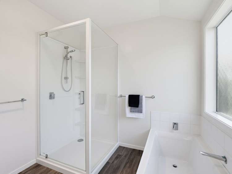 145 North St Feilding_13