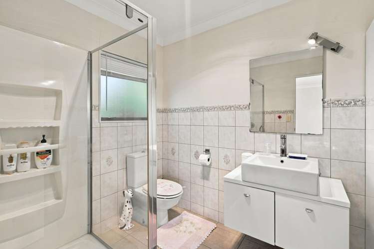 32 Stanley Drive Lynmore_21