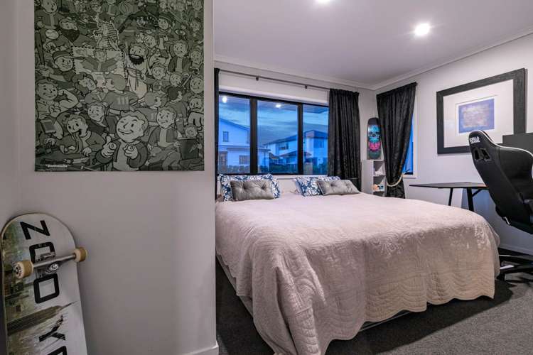 131 Bonair Crescent Silverdale_19
