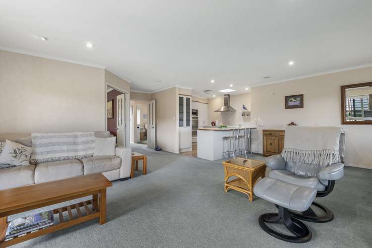 31 Honeysuckle Lane Ohauiti_3