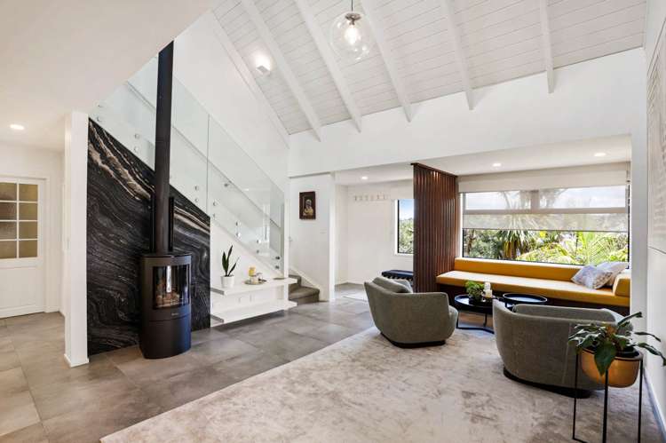 24 Isobel Road Greenhithe_3