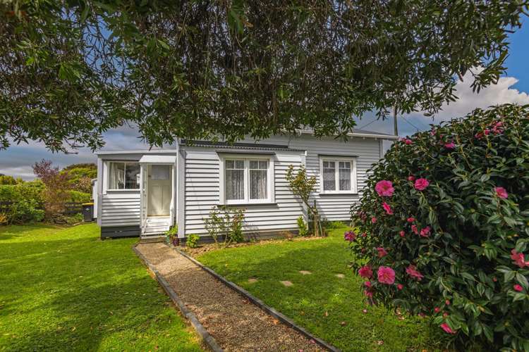 51 Tyndall Street Pahiatua_12