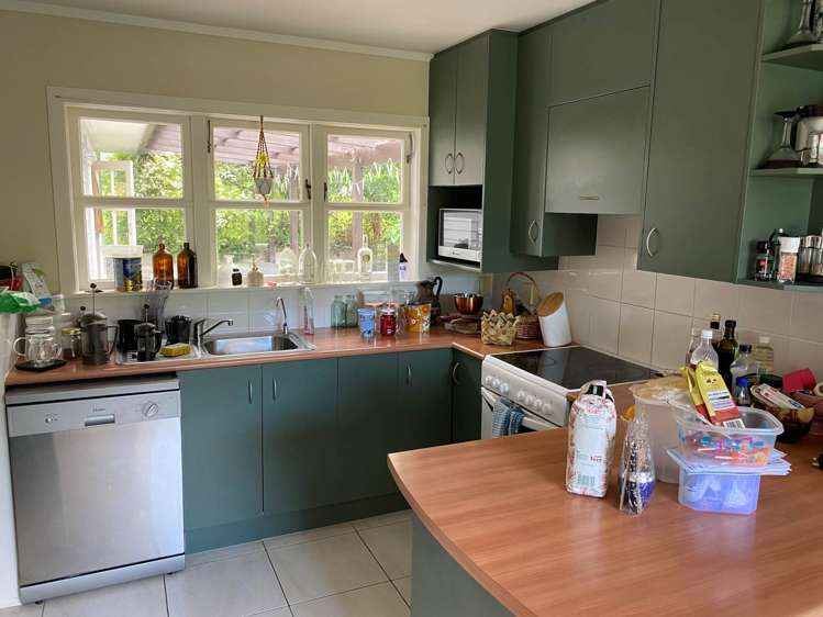 51 South Lynn Road Titirangi_6