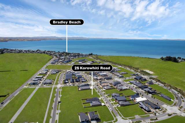 25 Korowhiti Road Clarks Beach_2