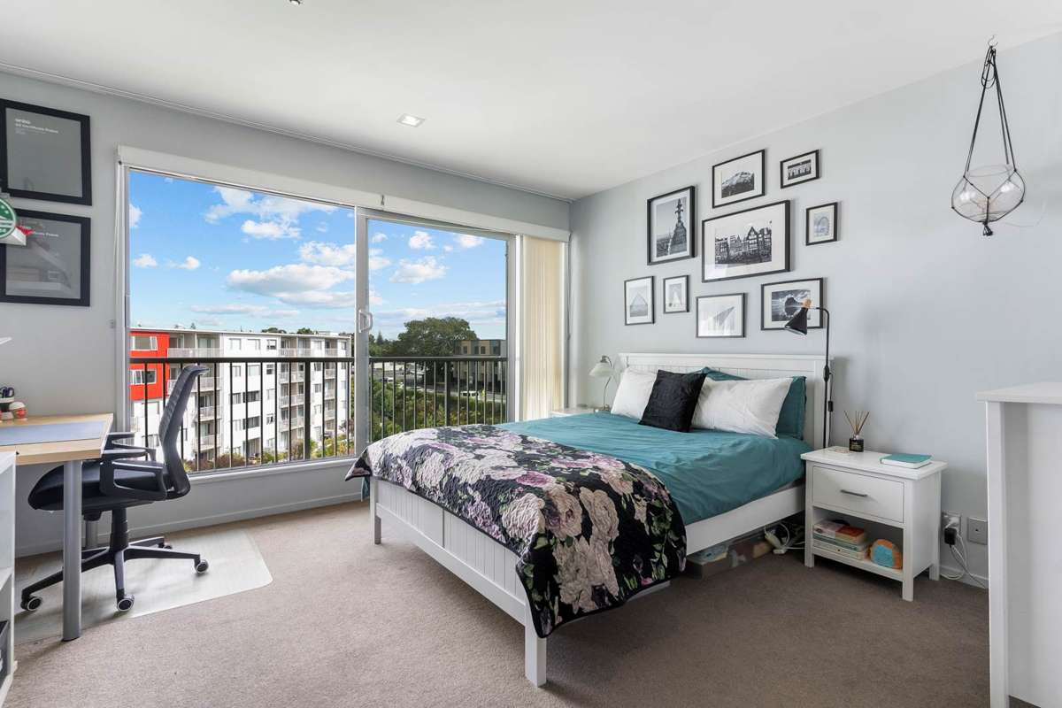 C 405/130 Anzac Street_3