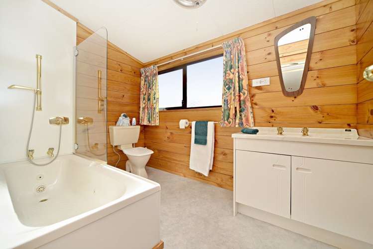 7 Cantua Close Totara Heights_10