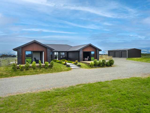 59 Charles Robert Drive Kahutara_1