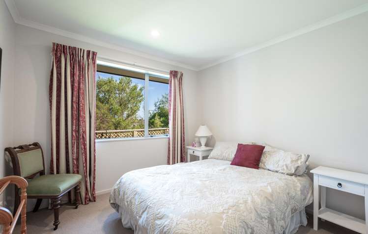 9 Essex Terrace Stoke_12