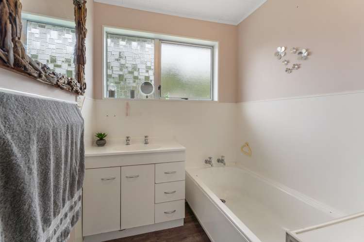6a Buckley Grove Paraparaumu_10