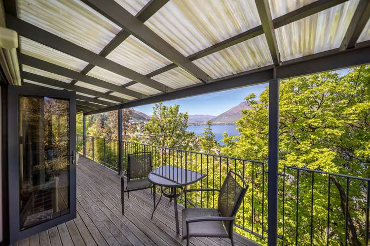 18 Olivers Place Queenstown_23