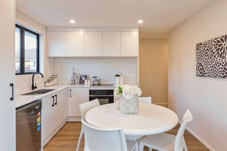 52 Waipani Road Te Atatu Peninsula_7